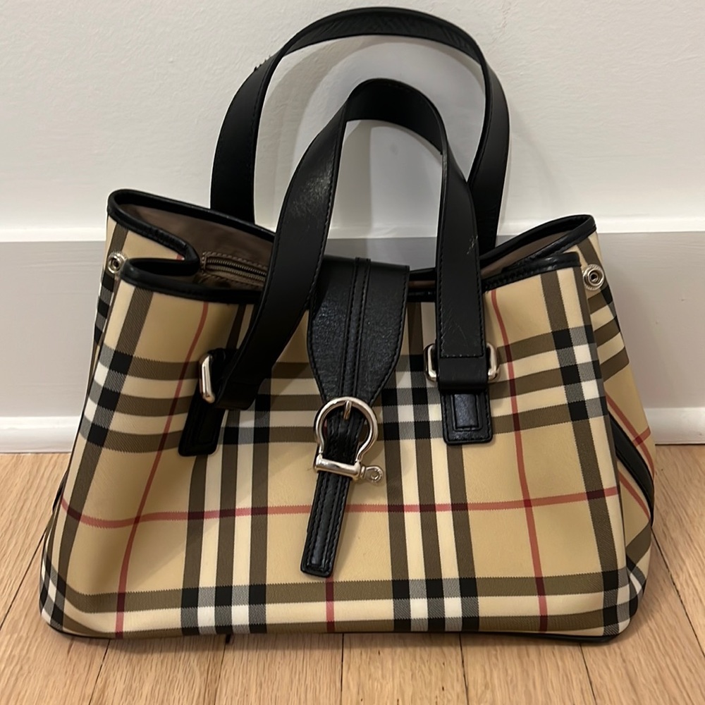 Burberry nylon material bag, gently used, waterproof